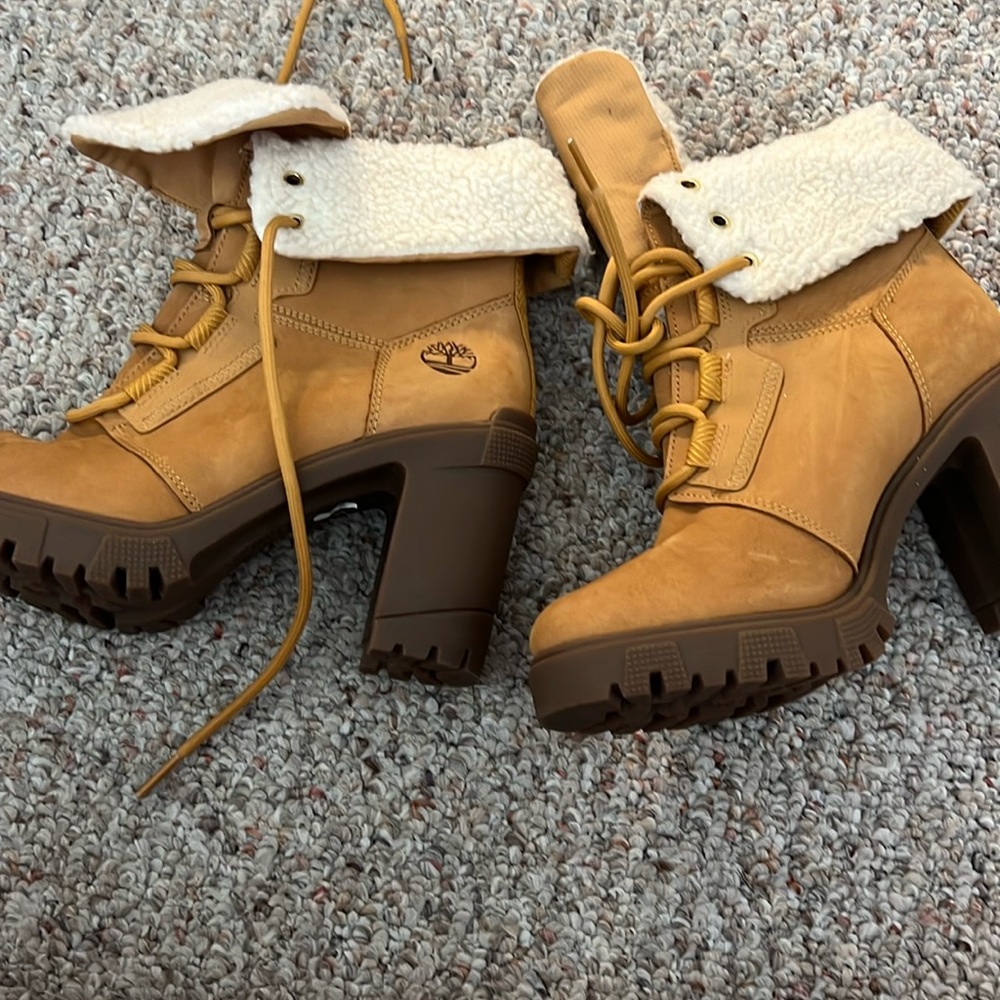 Timberland High heels Sz 7 worn once